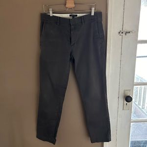 Banana Republic Rapid Movement Aiden Slim Chino - 32x32